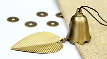 将图片加载到图库查看器，Pure Copper Wind Chimes Ornaments Exquisite Hanging Harmony Bells Garden Rustic Relaxing Tranquil Wind Chimes Japanese Home Balcony Bedroom Wind Chimes Car Pendant Birthday Gift Supplies
