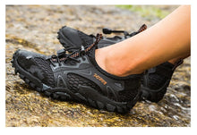 Load image into Gallery viewer, Quick Dry Men Sneakers Slip On Upstream Shoes Water Hiking Beach Surfing Shoes Sandals Barefoot Beach Sneakers Swim Boating Fishing Yoga Gym
