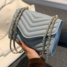 Load image into Gallery viewer, Quilted Pattern Flap Chain Square Bag
