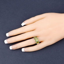 将图片加载到图库查看器，4.14 Carat Genuine Peridot and White Topaz .925 Sterling Silver Ring
