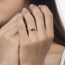Load image into Gallery viewer, 0.56 Carat Genuine Blue Sapphire and White Diamond 14K White Gold Ring
