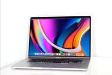 将图片加载到图库查看器，Apple Care+ 3/24 Apple MacBook Pro (16-inch 2019) 2.4 GHz i9 16GB 512GB SSD (Space Grey) 5300M + Brand New Screen!
