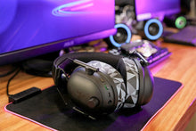 Load image into Gallery viewer, Razer Blackshark V2 Pro Earpads - WC FreeZe Cooling Gel (PRE 2023 model)
