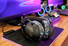 Load image into Gallery viewer, Razer Blackshark V2 Pro Earpads - WC FreeZe Cooling Gel (PRE 2023 model)
