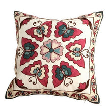 将图片加载到图库查看器，100% Cotton Embroidery Flower Pattern Pillow Cover Home Decoration Sofa Cushion Cover Housewarming Gift Pillow Case Decorative Embroidered Pillow Cover Handmade Cotton Cover For Throw Pillows Beautiful Modern Floral Patterns 45x45cm
