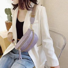 Load image into Gallery viewer, Retro Waist Bag PU Leather Fanny Pack Purse Leather with Gold Chain Strap Stylish Waist Pack Women Belt Bag Multifunctional Chest Bag
