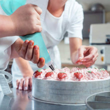 Load image into Gallery viewer, Reusable Cake Piping Bags and Tips Set
