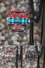 将图片加载到图库查看器，Road Bike Pedals Aluminum Alloy Anti-slip Bicycle Pedals Hollow-Carved Design Pedals Bicycle Accessories Mountain Bike Pedals Flat Bicycle Pedals Platform Cycling Sealed Bearing Aluminum Pedals For Mountain Bike
