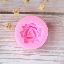 将图片加载到图库查看器，Rose Silicone Cake Mold 3D Flower Fondant Mold Cupcake Jelly Candy Chocolate Decoration Baking Tool Moulds Flower Bloom Rose Shape Silicone Fondant Soap
