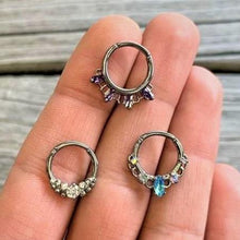 Load image into Gallery viewer, 16G 3/8 Clear CZ Gem Classy Circles Hinged Segment Ring
