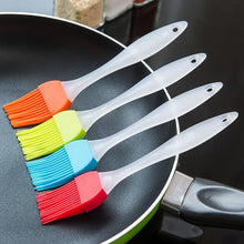 将图片加载到图库查看器，Silicone Basting Brush Pastry Barbecue Oil Brushes Baking Bakeware Bread BBQ Brush for Kitchen Cooking Random Color Silicone Oil Brush and Spatula Cake Bake Barbeque Pastry Brushes Heat Resistant BBQ Accessories
