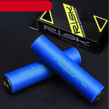 将图片加载到图库查看器，Silicone Bike Bicycle Grips Sponge Handlebar Soft Ultralight Grips Brake Grips Silicone Glove Handle Soft Sponge Non-Slip Bicycle Handle With End Holding Shock Resistance Absorbent Comfortable Design
