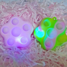 将图片加载到图库查看器，Silicone Decompression Luminous Toy Ball
