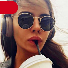 将图片加载到图库查看器，Simple Fashion Design Small Sunglasses For Women Round Shape Glasses For Men/Women Luxury Eyeglasses UV Protection Lightweight Driving Fishing Sports Mens Sunglasses
