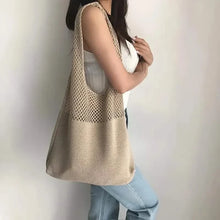 Load image into Gallery viewer, Simple Retro Hollow Crochet Bag
