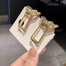 Load image into Gallery viewer, Simplicity Claw Clip Women Hair Clip Elegant Geometric Shape Hair Clips Girls Hair Claw Hair Barrettes Gorgeous Hair Accessories For Women
