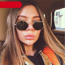将图片加载到图库查看器，Small Polygon Women Men Sunglasses Delicate Metal Polygon Sunglasses For Women Classic Retro Small Size Frame Women Sunglasses Design Glasses for Men
