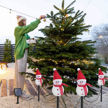 将图片加载到图库查看器，Solar Powered Lamp 3 Snowmen Garden Stake Light
