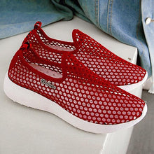 将图片加载到图库查看器，Sport Mesh Breathable Women Shoes Fashion Sports Soft Comfortable Women Shoes Fashion Slip-On Sports Shoes Soft Sole Breathable Comfortable Running Walking Shoes
