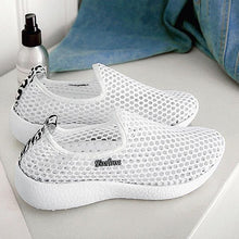 将图片加载到图库查看器，Sport Mesh Breathable Women Shoes Fashion Sports Soft Comfortable Women Shoes Fashion Slip-On Sports Shoes Soft Sole Breathable Comfortable Running Walking Shoes
