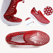 将图片加载到图库查看器，Sport Mesh Breathable Women Shoes Fashion Sports Soft Comfortable Women Shoes Fashion Slip-On Sports Shoes Soft Sole Breathable Comfortable Running Walking Shoes
