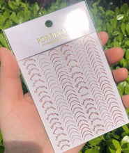将图片加载到图库查看器，Stripe Line Nail Sticker Decal Thin Lining Line Art Self-Adhesive Peel Off Silver /Gold /White /Black Gold Stickers Accessories Strip Line Nail Decal Self-Adhesive 3D Wave Decal Decoration Metallic Curve Design Decoration for Women Girls
