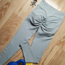 Load image into Gallery viewer, Stylish Leggings For Women Soft High Waist Yoga Pants Seamless Comfortable Leggings Squat Proof High Waist Yoga Pants Fitness Outdoor Outfit Gym Wear Workout Tight Modern Girl Leggings
