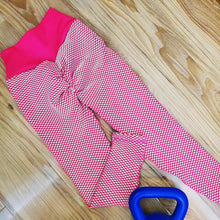 Load image into Gallery viewer, Stylish Leggings For Women Soft High Waist Yoga Pants Seamless Comfortable Leggings Squat Proof High Waist Yoga Pants Fitness Outdoor Outfit Gym Wear Workout Tight Modern Girl Leggings
