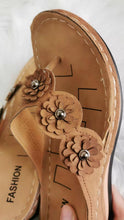将图片加载到图库查看器，Summer Flat Sandal For Women Multicolor Handmade Retro Flowers Flip-Flops Women Slippers Cute Flat Summer Flats Sandals Women Strappy Flat Open Toe Sandals
