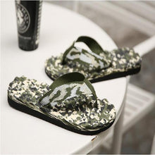 将图片加载到图库查看器，Summer Men Flip Flops Camouflage Slippers Water Sandals Anti-slip Casual Shoes Soft Bottom Beach Massage Slippers With Sport Side Line For Outdoor Summer

