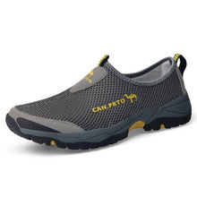 将图片加载到图库查看器，Summer Mesh Beach Men Shoes  Lightweight Breathable Walking Footwear New Slip-On Comfortable Outdoor Walking Footwear Non-Slip Running Climbing Shoes Sneakers Lightweight Breathable Walking Shoes
