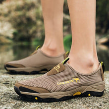 将图片加载到图库查看器，Summer Mesh Beach Men Shoes  Lightweight Breathable Walking Footwear New Slip-On Comfortable Outdoor Walking Footwear Non-Slip Running Climbing Shoes Sneakers Lightweight Breathable Walking Shoes
