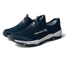 将图片加载到图库查看器，Summer Mesh Beach Men Shoes  Lightweight Breathable Walking Footwear New Slip-On Comfortable Outdoor Walking Footwear Non-Slip Running Climbing Shoes Sneakers Lightweight Breathable Walking Shoes

