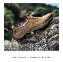 将图片加载到图库查看器，Summer Mesh Beach Men Shoes  Lightweight Breathable Walking Footwear New Slip-On Comfortable Outdoor Walking Footwear Non-Slip Running Climbing Shoes Sneakers Lightweight Breathable Walking Shoes
