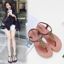 将图片加载到图库查看器，Summer Sandals Women New Flat Slides Flip Flops Seaside Vacation Shoes Woman Beach Flat Style Casual Sandals Slippers Beach Shoes Dress Summer Beach Shoes Thong Slippers
