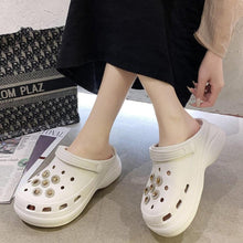 Load image into Gallery viewer, Summer Womens Platform Garden Shoes Clogs Outdoor Beach Slippers Clogs Slippers For Women’s Fashion Comfortable Slip On Slides Shoes For Everyday
