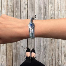 将图片加载到图库查看器，Handcrafted Blue Howlite Bended Feather Nylon Cord Bangle Bracelet

