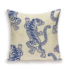 将图片加载到图库查看器，Tiger Cushion Case Autumn Jungle Home Decor Pillows Cases Leopard Printed Animal Throw Pillow Covers Decorative Pillowcase Soft Cushion Covers For Bedroom Sofa Bed Linen Pillow Covers 45X45CM
