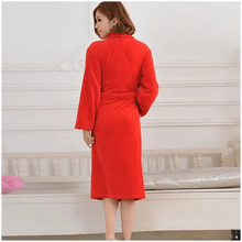 将图片加载到图库查看器，Unisex Comfortable Fleece Soft Bathrobes Elegant Sleepwear For Men And Women Winter Indoor Warm Bathrobe
