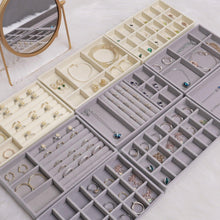 将图片加载到图库查看器，Velvet Jewelry Box Display Tray Drawer Storage Jewelry Holder For Ring Earrings Necklace Bracelet Soft Velvet Organizer Case Velvet Display Holder for Earrings Ring Bracelet Necklace
