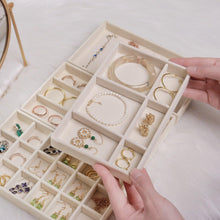 将图片加载到图库查看器，Velvet Jewelry Box Display Tray Drawer Storage Jewelry Holder For Ring Earrings Necklace Bracelet Soft Velvet Organizer Case Velvet Display Holder for Earrings Ring Bracelet Necklace
