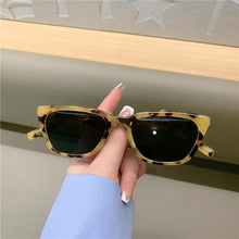 将图片加载到图库查看器，Vintage Narrow Cat Eye Sunglasses Cat's Eye Style Sunglasses For Women New Retro Style &amp; Fashionable &amp; Designer Shades Of Glasses Elegant Sunglasses
