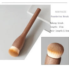 将图片加载到图库查看器，Vintage Style 1Pcs European Wood Handle Makeup Brush High Quality Loose Powder Brush Foundation Brush Super Soft Theatre Makeup
