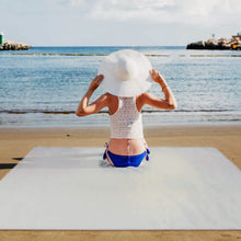 将图片加载到图库查看器，Waterproof Foldable Camping Rug Pocket Sand Proof Picnic Mat
