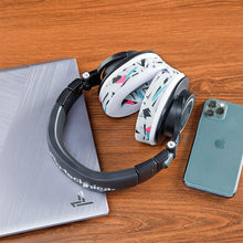 Load image into Gallery viewer, WC FreeZe - Hybrid Cooling Gel Infused Gaming Earpads
