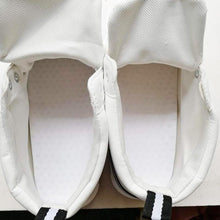 将图片加载到图库查看器，White Men Winter Plush Shoes Boys Comfort Sneakers Leather High Top Sneakers Trendy Style Casual Shoes Fashion Sneakers Breathable Comfort Walking Shoes For Mens
