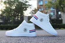 将图片加载到图库查看器，White Men Winter Plush Shoes Boys Comfort Sneakers Leather High Top Sneakers Trendy Style Casual Shoes Fashion Sneakers Breathable Comfort Walking Shoes For Mens
