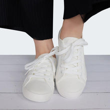 将图片加载到图库查看器，White Summer Womens Sneakers Trainers White Leather Canvas Shoes Tenis Classic Casual Cotton Slip On Canvas Comfortable Walking Flats Sneakers
