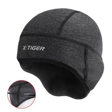 Load image into Gallery viewer, Winter Cycling Cap Windproof Thermal Ski Cap Running Skiing Motorcycle Riding Hat Men Women Bike Cycling Headwear Winter Cycling Caps for Men Women Windproof Cycling Hat with Sun Visor Under Helmet Liner Black
