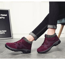 将图片加载到图库查看器，Winter Elegant Unisex Boots With Fur Warm Leather Snow Boots Winter Work Casual Shoes High Top Rubber Ankle Boots Leather Platform Fashion Luxury Boots Non-Slip Hiking Boots
